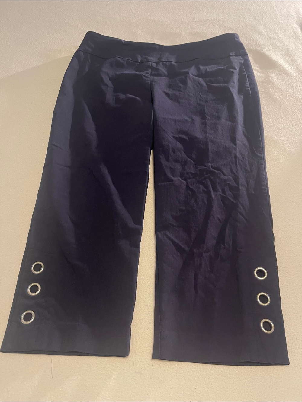 Women's Navy Cropped Capri Pants with Grommet Hem